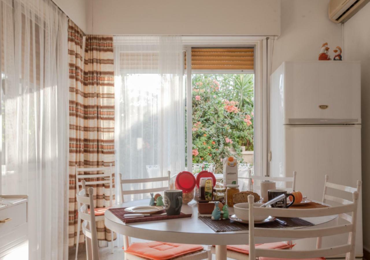 Sunny Family Home By The Beach Lemesos Exteriér fotografie